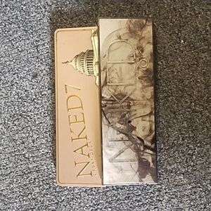 Urban decay eyeshadow pallets